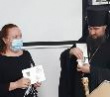 Медали Русской православной церкви "Патриаршая благодарность" вручены медицинским работникам Няганской окружной больницы за работу по спасению жизней