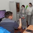 Няганских школьников познакомили с работой гистологической лаборатории