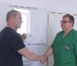«Спасибо, доктор, вы дали мне жизнь», - благодарит своего спасителя житель Нягани